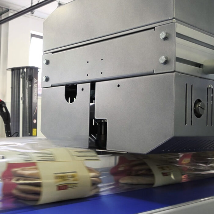 Automat pakujący poziomy FLOWPACK SBM750S‑LR - obrazek 4
